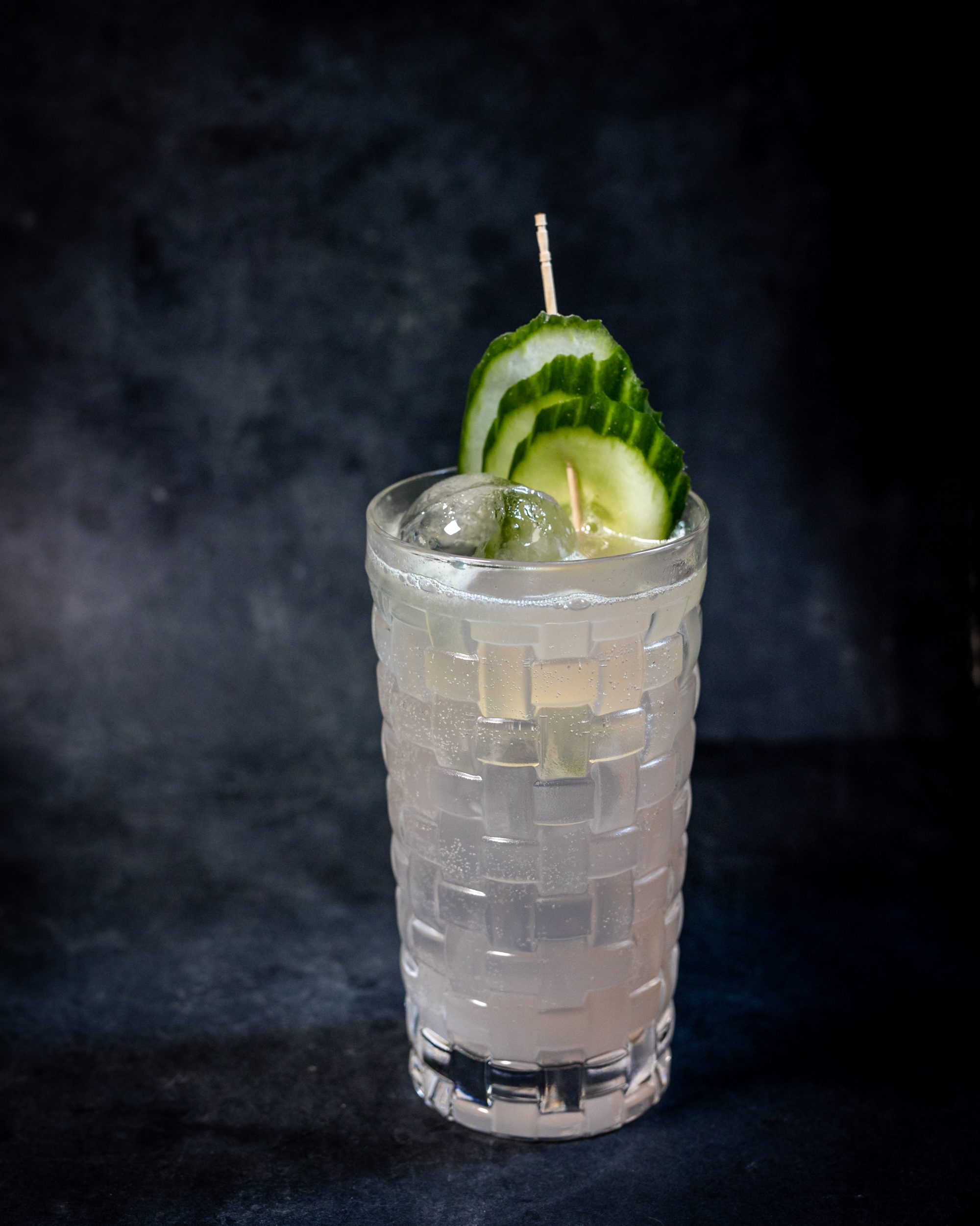 Was ist Gin, was macht Gin aus und welche Sorten gibt es? BRYK BAR BERLIN