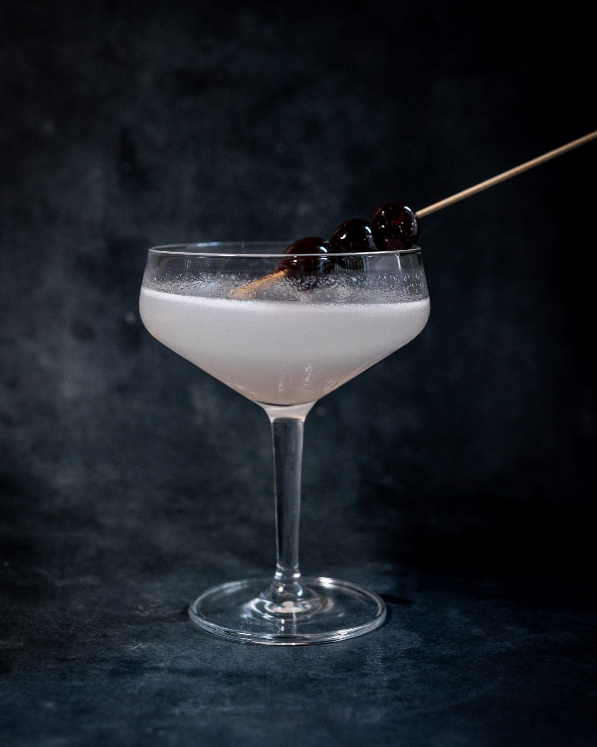 Was ist Gin, was macht Gin aus und welche Sorten gibt es? BRYK BAR BERLIN